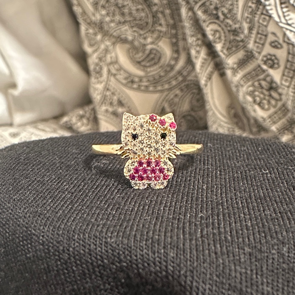 14K Gold Hello Kitty Ring with Pink Accents
